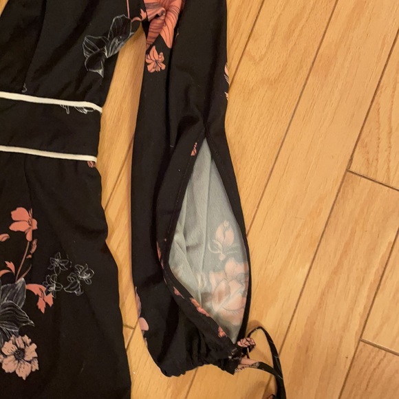 Super sexy romper multicolored made by Blossom. - Picture 6 of 9